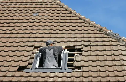 Pose de velux - Neyron